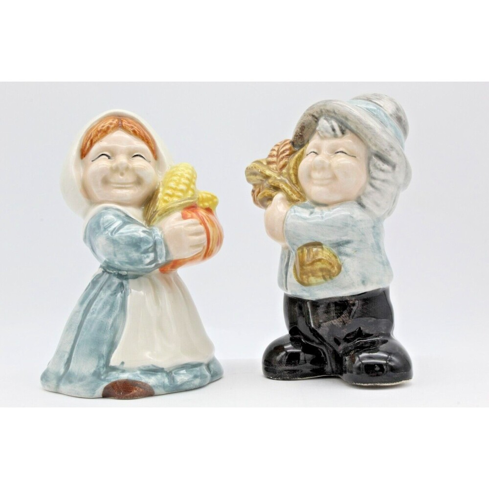 Harvest Pilgrim Salt and Pepper Shakers Thanksgiving RGA 1994 Corn Wheat Vintage